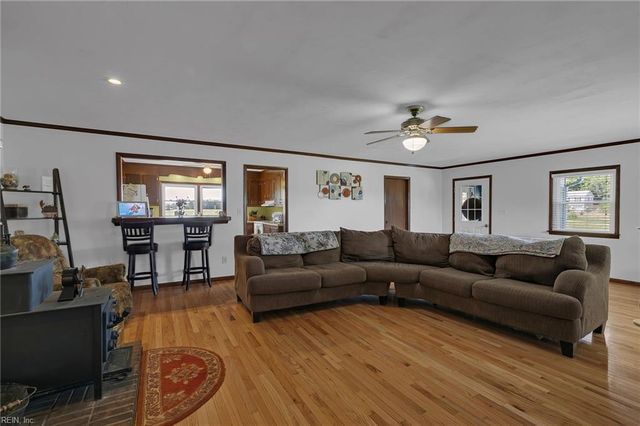 1783 Buckley Hall RD, Dutton, VA 23050