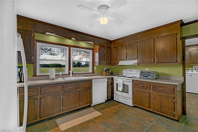 1783 Buckley Hall RD, Dutton, VA 23050