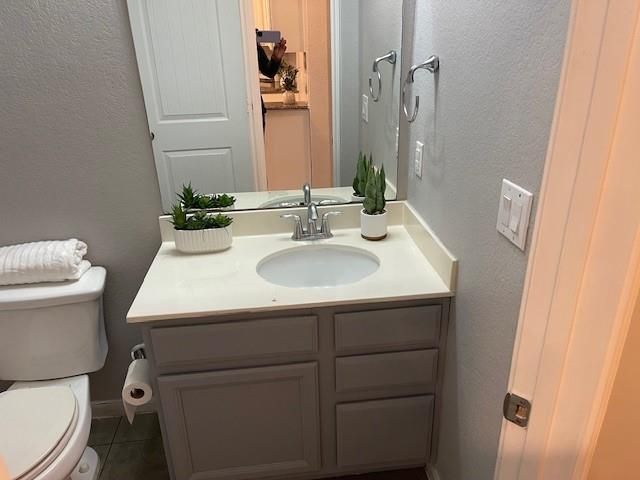 711 Rolling Oak DR 117, Round Rock, TX 78664
