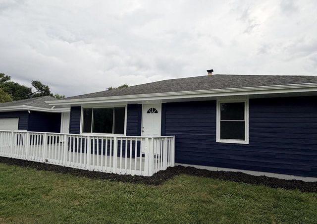 3230 S 112th STREET, West Allis, WI 53227