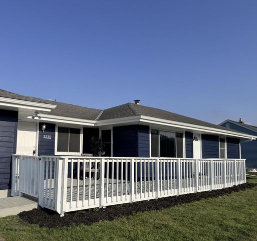 3230 S 112th STREET, West Allis, WI 53227