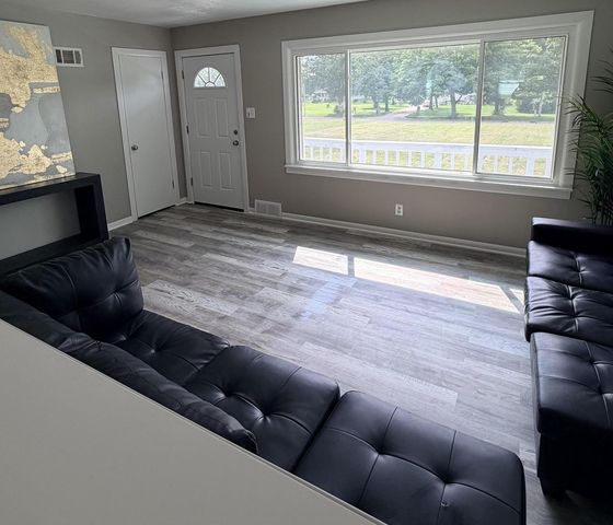 3230 S 112th STREET, West Allis, WI 53227