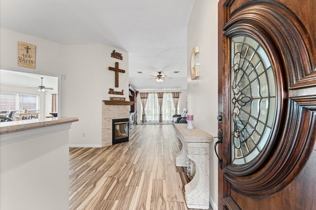 3823 Redbud Drive, La Porte, TX 77571