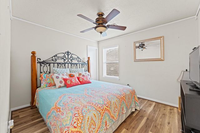 3823 Redbud Drive, La Porte, TX 77571