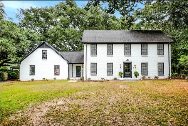 513 Shenandoah W Road, Mobile, AL 36608