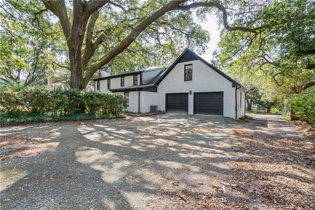 513 Shenandoah W Road, Mobile, AL 36608