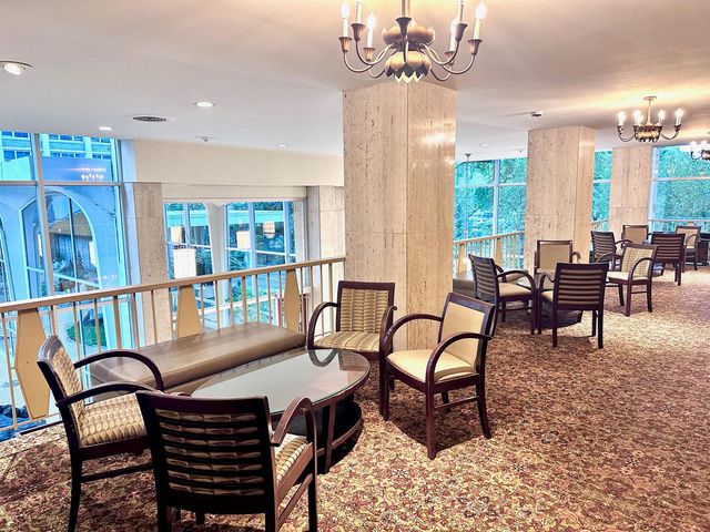 4250 N Marine Drive 1523, Chicago, IL 60613