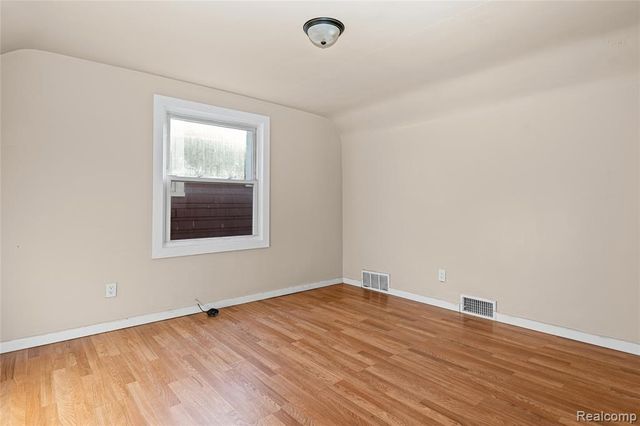 12373 Griggs Street, Detroit, MI 48204
