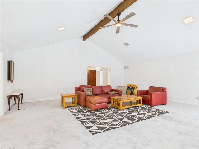 904 Fairidge Drive, Jamestown, NC 27282