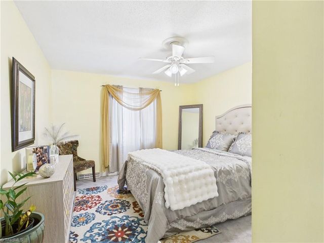 904 Fairidge Drive, Jamestown, NC 27282