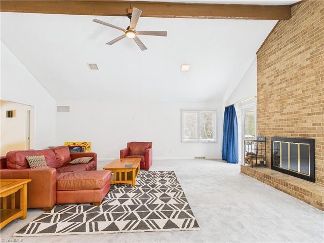 904 Fairidge Drive, Jamestown, NC 27282