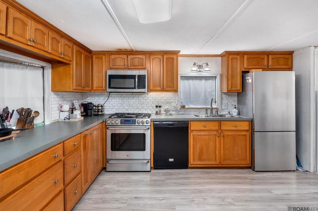 16481 Kinchen Rd, Livingston, LA 70754