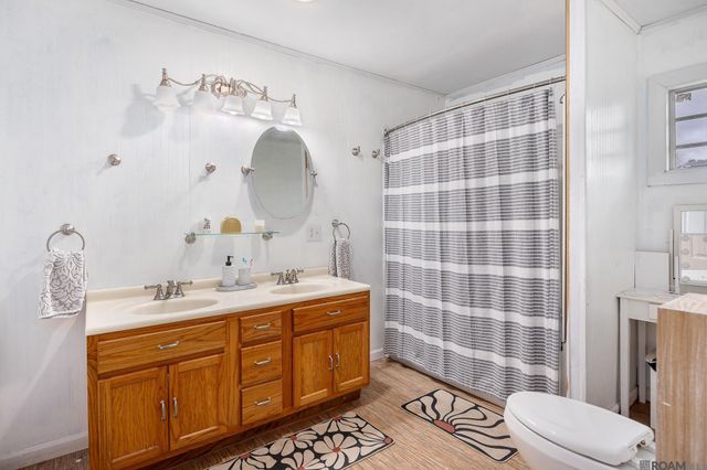 16481 Kinchen Rd, Livingston, LA 70754