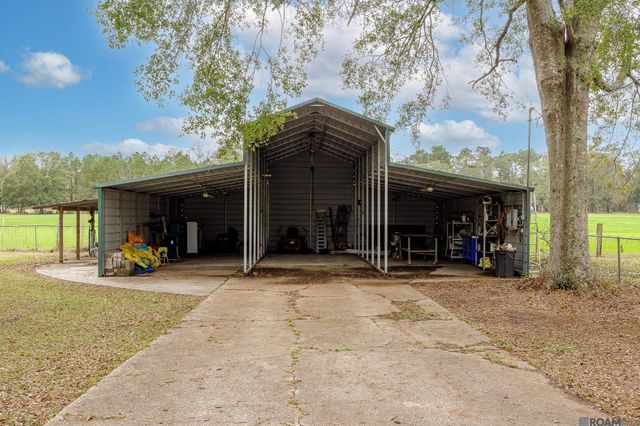 16481 Kinchen Rd, Livingston, LA 70754