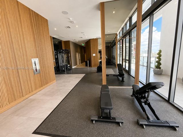239 SW 9 Street 1504, Miami, FL 33130