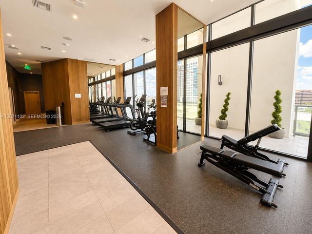 239 SW 9 Street 1504, Miami, FL 33130