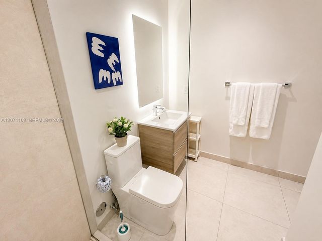 239 SW 9 Street 1504, Miami, FL 33130