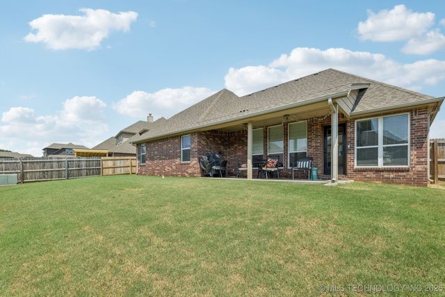 1515 E Orlando Court, Broken Arrow, OK 74011