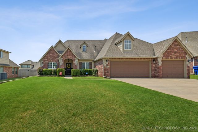 1515 E Orlando Court, Broken Arrow, OK 74011