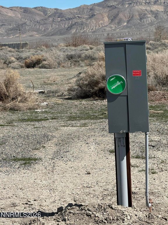 Image 7 of property listing at 38 River Banks Court, Lovelock, NV 89419