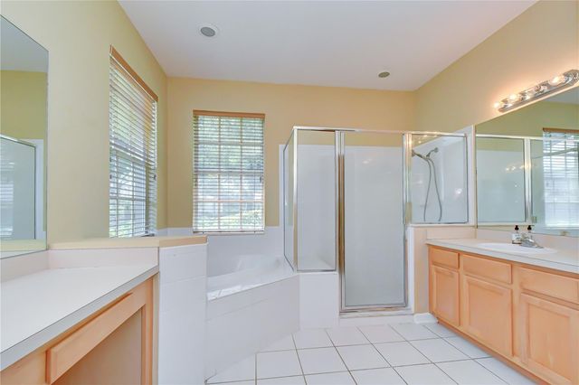 3512 CORDGRASS DRIVE, Valrico, FL 33596