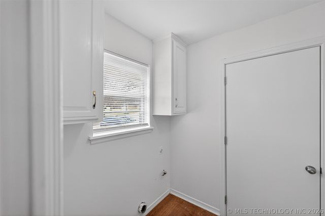 206 W 31st Street, Sand Springs, OK 74063