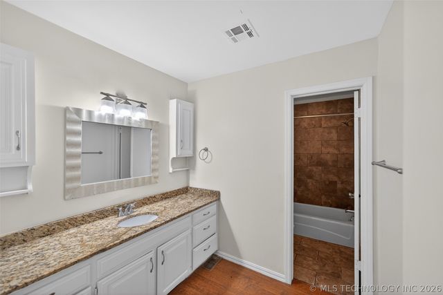 206 W 31st Street, Sand Springs, OK 74063