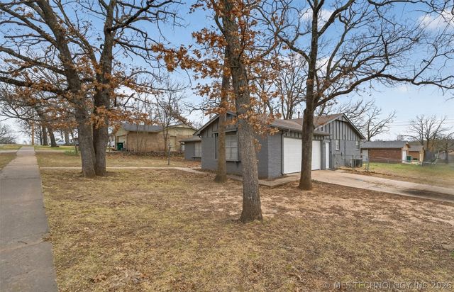 206 W 31st Street, Sand Springs, OK 74063
