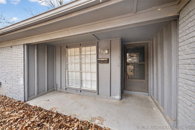 206 W 31st Street, Sand Springs, OK 74063
