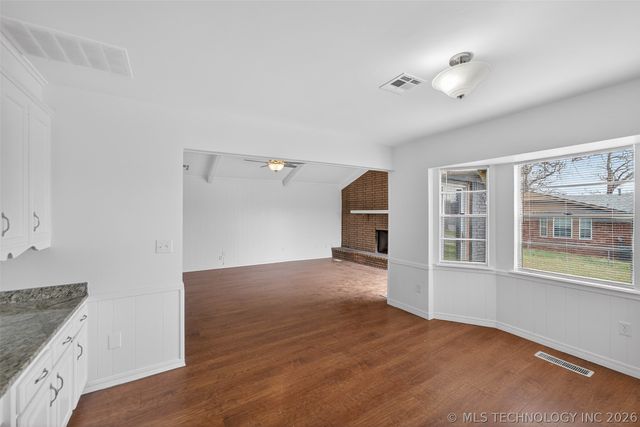 206 W 31st Street, Sand Springs, OK 74063