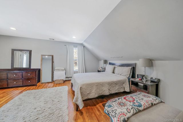 49 Flamingo Road, Rocky Point, NY 11778