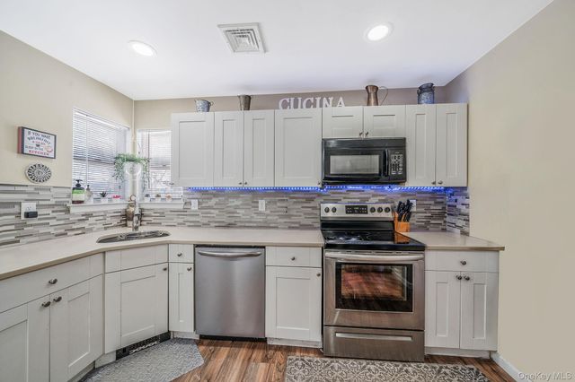 49 Flamingo Road, Rocky Point, NY 11778