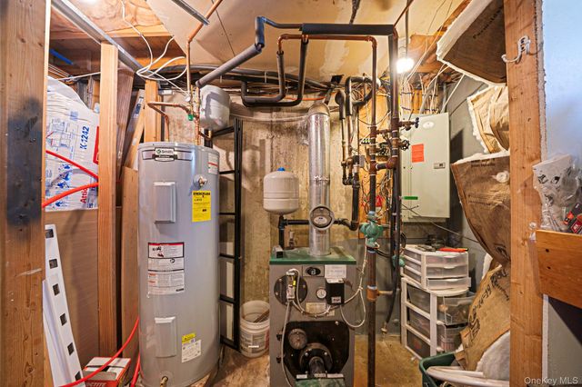 49 Flamingo Road, Rocky Point, NY 11778