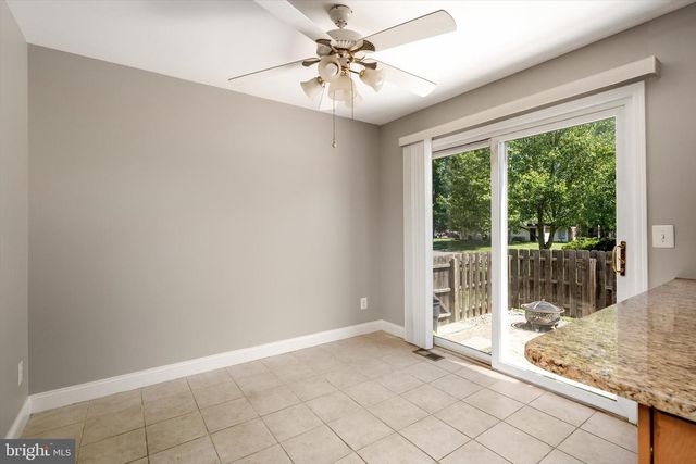 37 DUNMOOR CT S CT S, Hamilton, NJ 08690