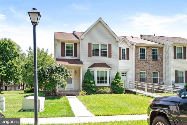 37 DUNMOOR CT S CT S, Hamilton, NJ 08690
