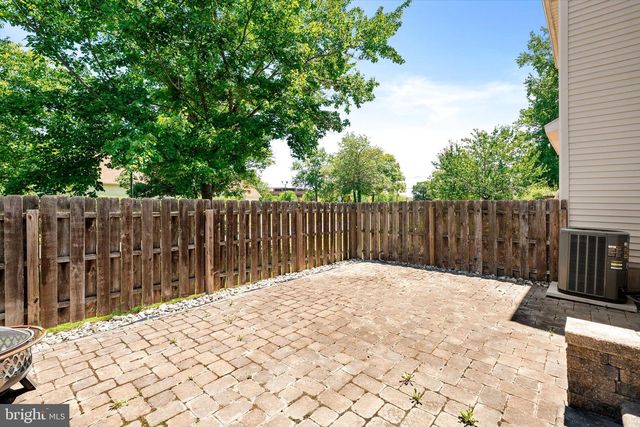 37 DUNMOOR CT S CT S, Hamilton, NJ 08690