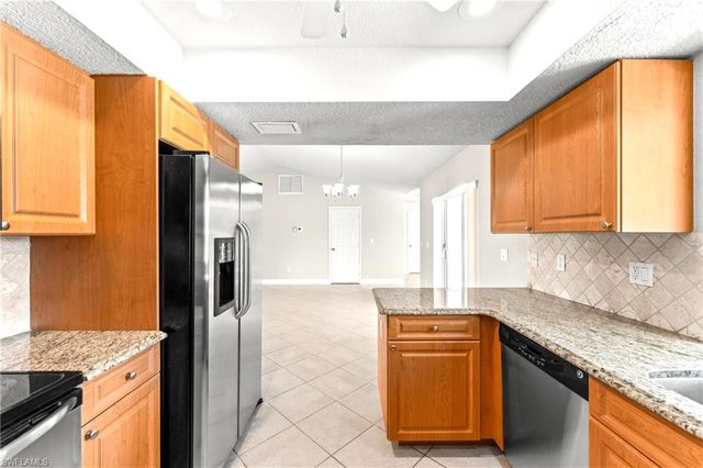 1422 SE 15th TER, Cape Coral, FL 33990