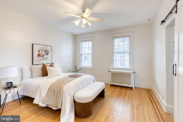 401 E LAKE AVE, Baltimore, MD 21212