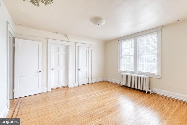 401 E LAKE AVE, Baltimore, MD 21212