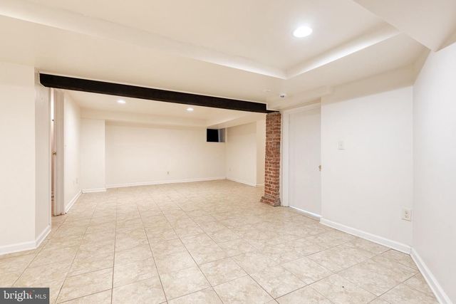 401 E LAKE AVE, Baltimore, MD 21212