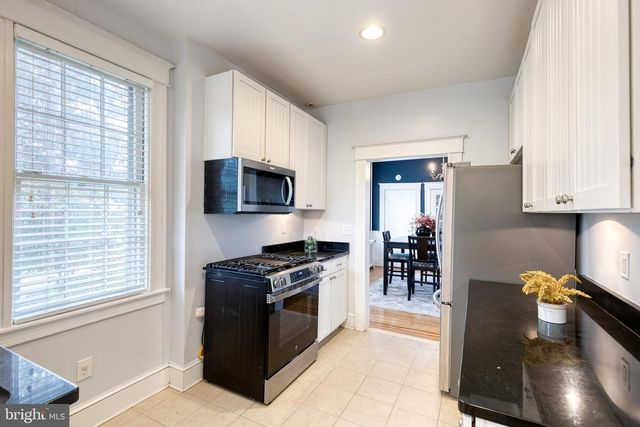 401 E LAKE AVE, Baltimore, MD 21212