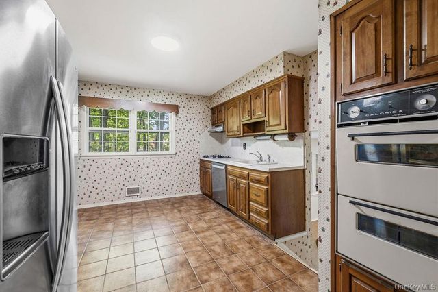 57 Gregory Street, New City, NY 10956