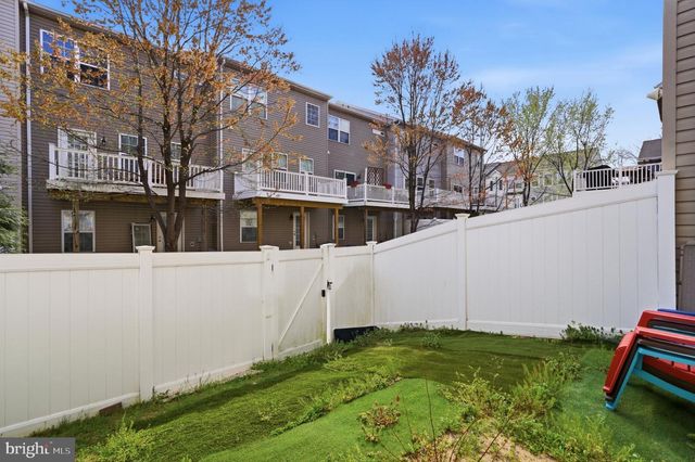 221 TRUCK FARM DR, Glen Burnie, MD 21061
