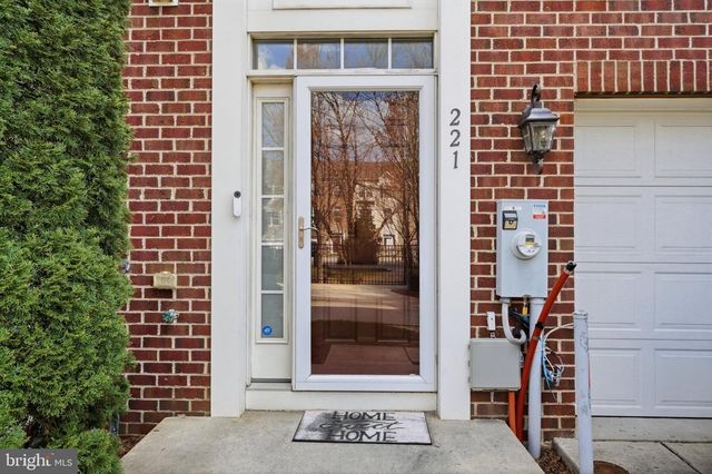 221 TRUCK FARM DR, Glen Burnie, MD 21061