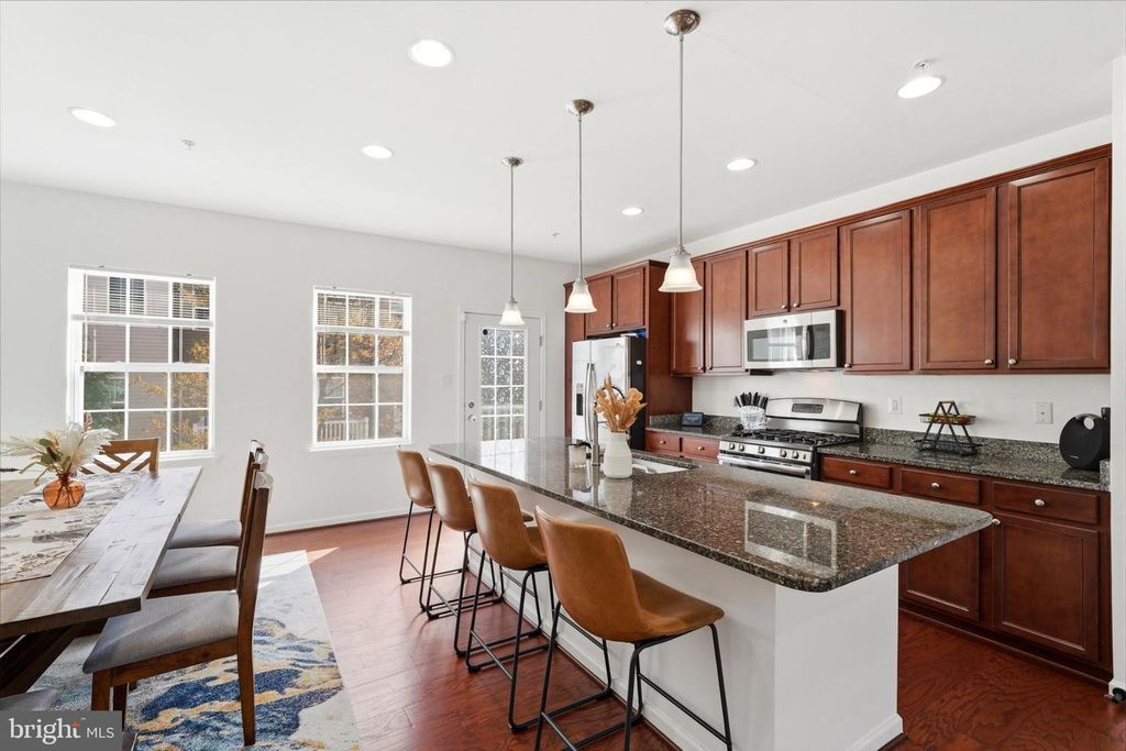 221 TRUCK FARM DR, Glen Burnie, MD 21061