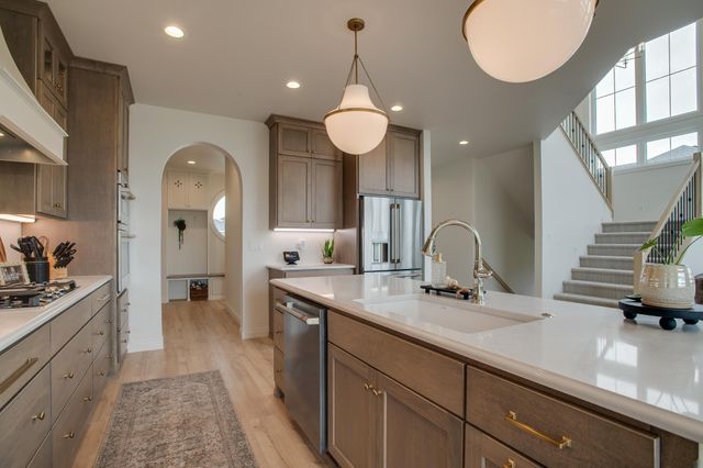 2960 Prairie Farms Circle S, Fargo, ND 58104
