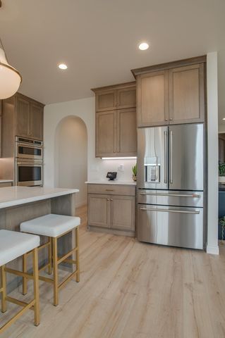 2960 Prairie Farms Circle S, Fargo, ND 58104