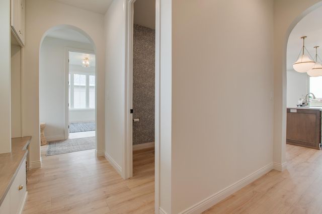 2960 Prairie Farms Circle S, Fargo, ND 58104