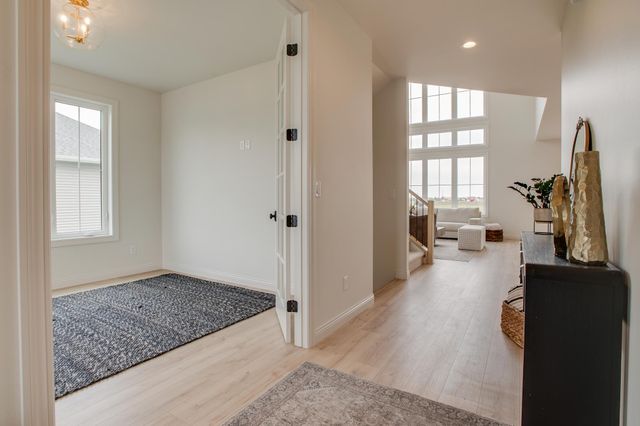 2960 Prairie Farms Circle S, Fargo, ND 58104
