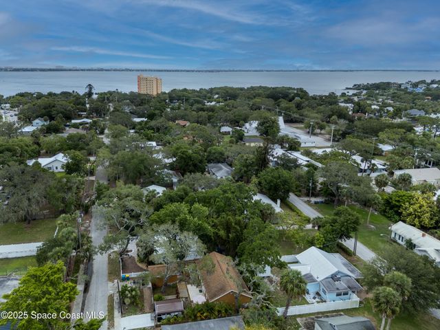 702 Shady Lane, Melbourne, FL 32935